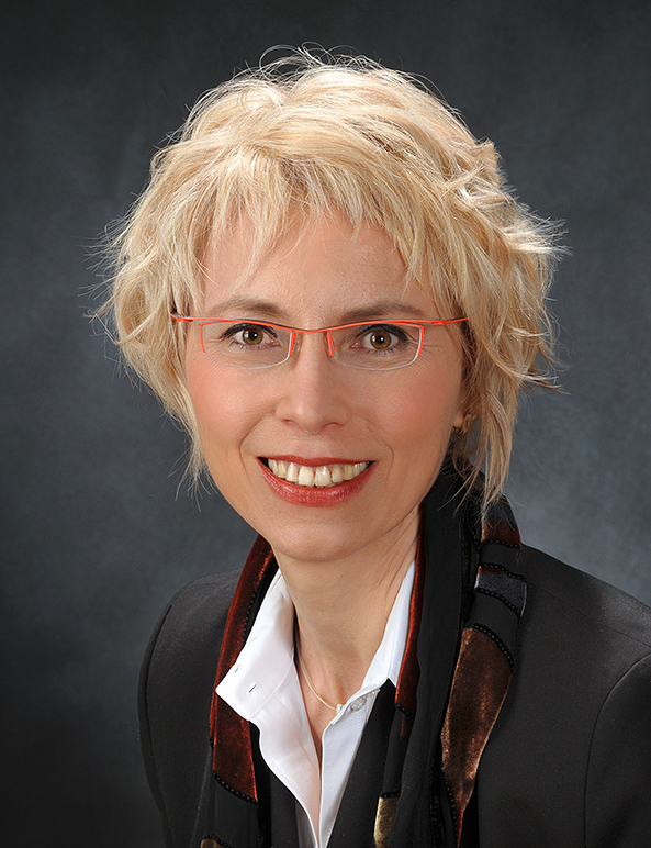 KARIN IKAS is Privatdozentin (PD) at the Goethe-University Frankfurt/Main.